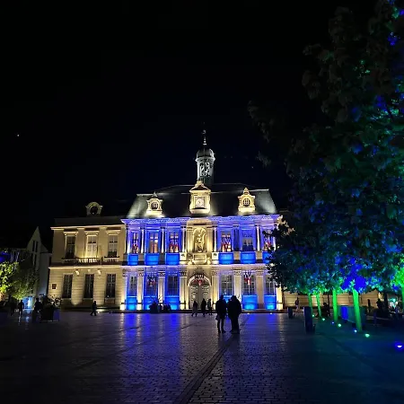 Aux Deux Clochers De Troyes