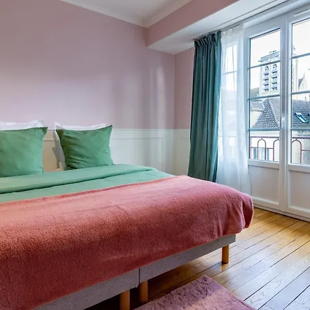 Aux Deux Clochers De Troyes