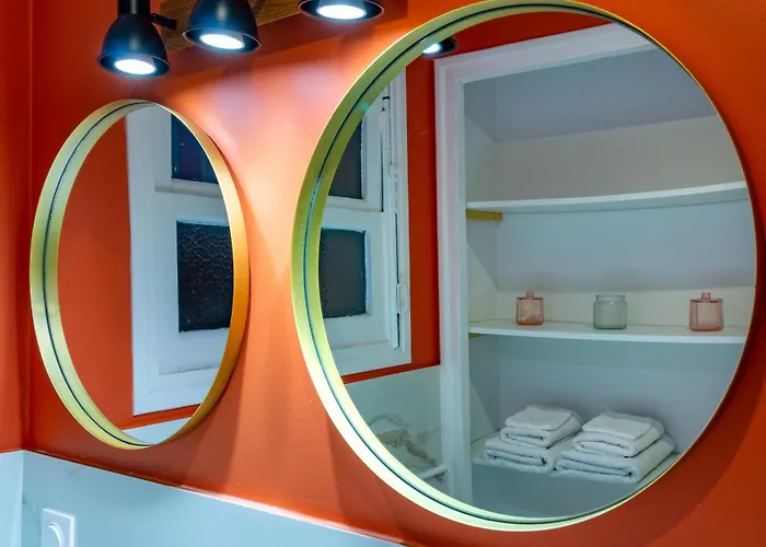 Aux Deux Clochers De Daire *